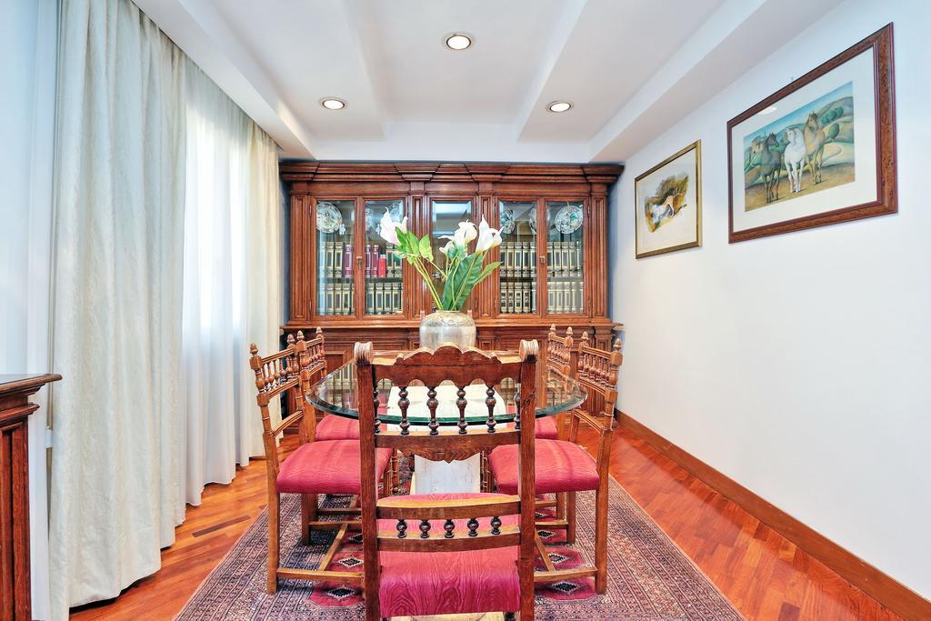 Frattina Family Romantic Superior Suite ภายนอก รูปภาพ